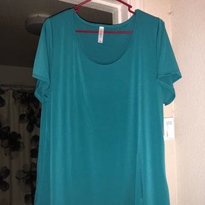 LulaRoe Classic Tee, size 2X, NWT!